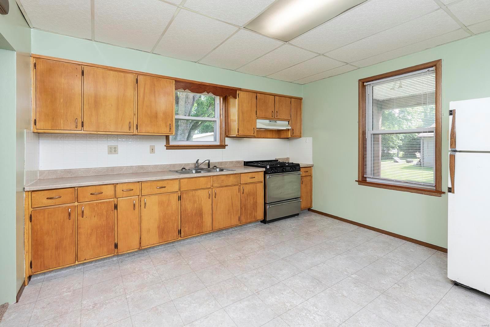 5700 Perrin Road Fairview Heights, IL 62208 - Photo 8 of 24 Gallery Image 8