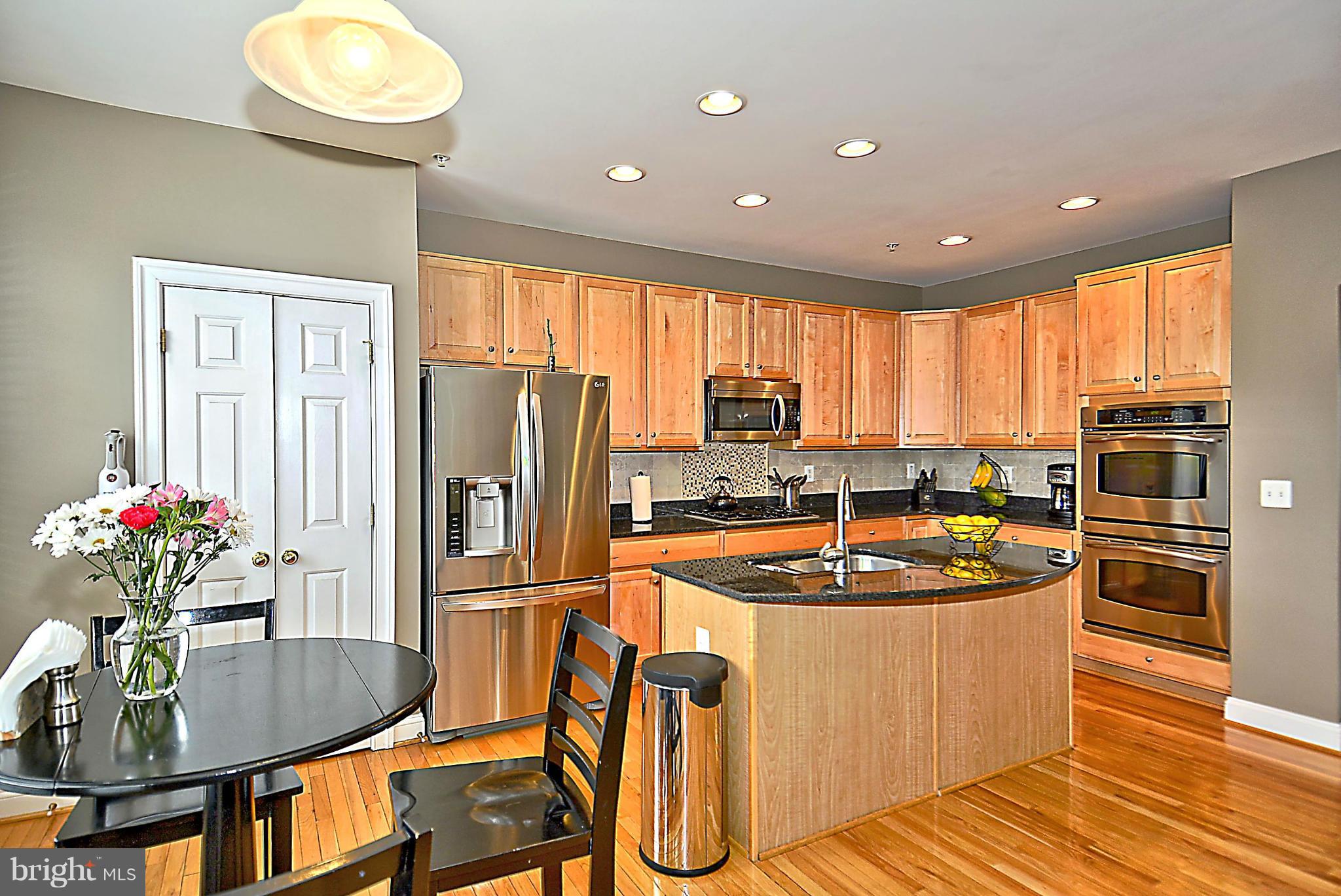 23051 Birch Mead Road Clarksburg, MD 20871 - Photo 11 of 29 Kitchen