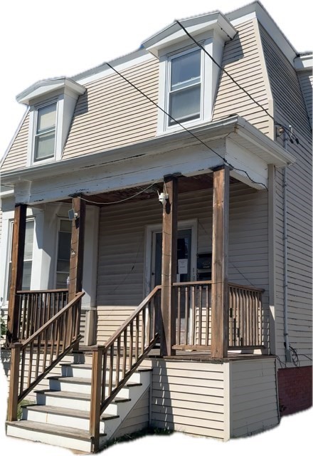 33 Parrott Street Lynn, MA 01902 - Photo 1 of 36 Gallery Image 1