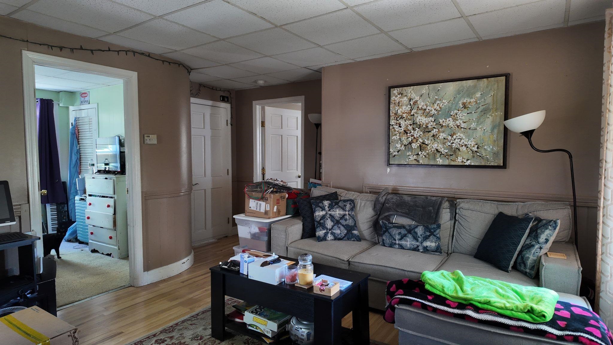 36 Elm Street Derry, NH 03038 - Photo 11 of 29