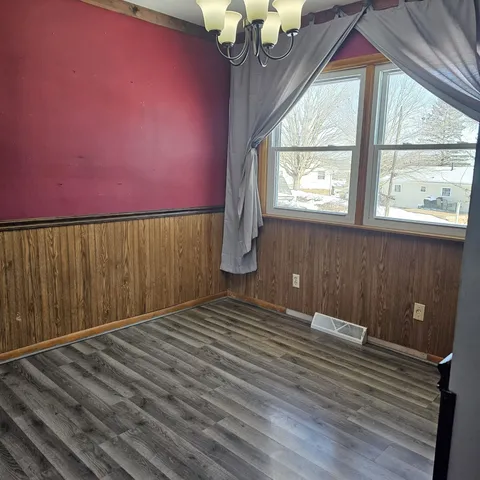 $253,200 | 1175 Farnham Street, Columbus, WI 53925