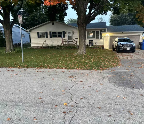 $253,200 | 1175 Farnham Street, Columbus, WI 53925