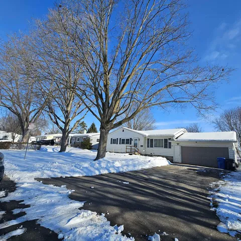 $253,200 | 1175 Farnham Street, Columbus, WI 53925