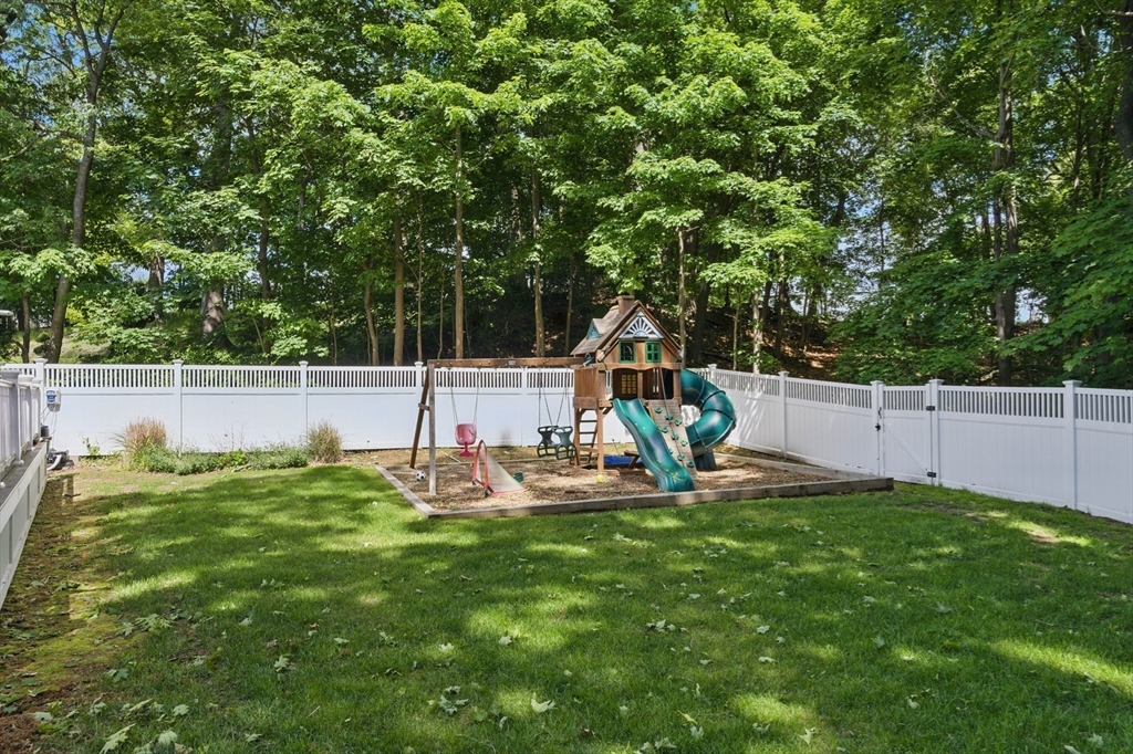 290 Lyman Road Milton, MA 02186 - Photo 39 of 41 Gallery Image 39
