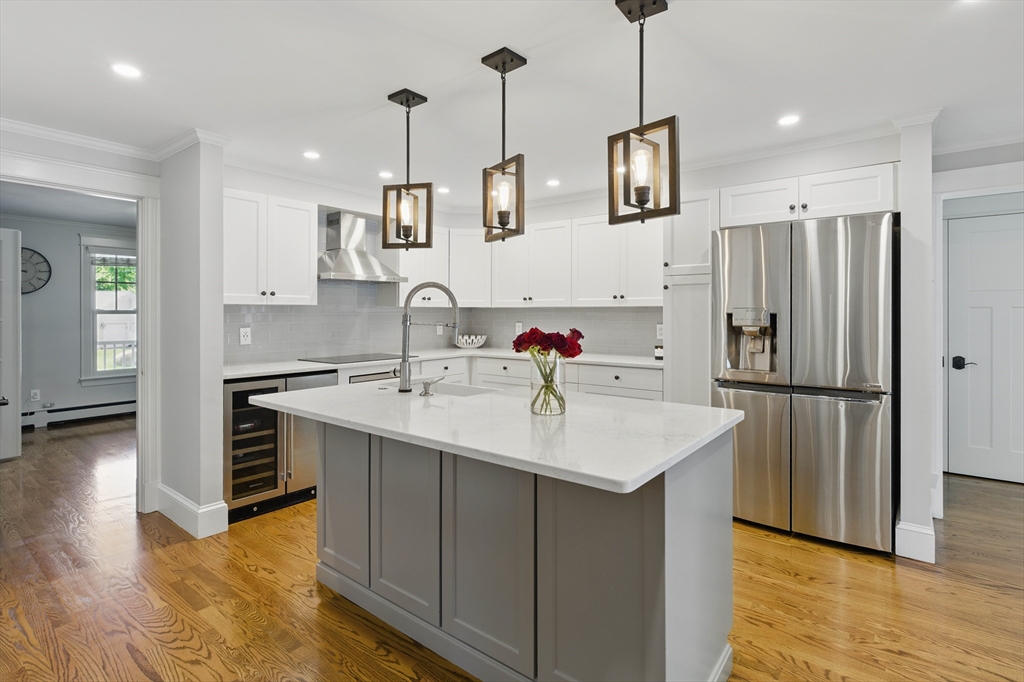 290 Lyman Road Milton, MA 02186 - Photo 6 of 41 Gallery Image 6