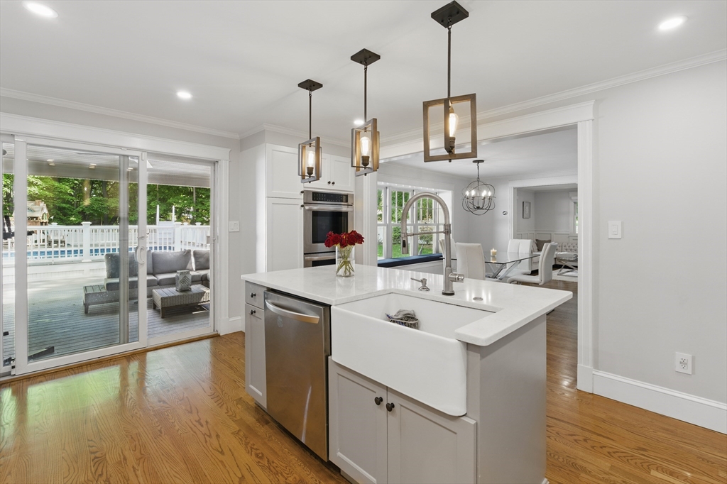 290 Lyman Road Milton, MA 02186 - Photo 7 of 41 Gallery Image 7
