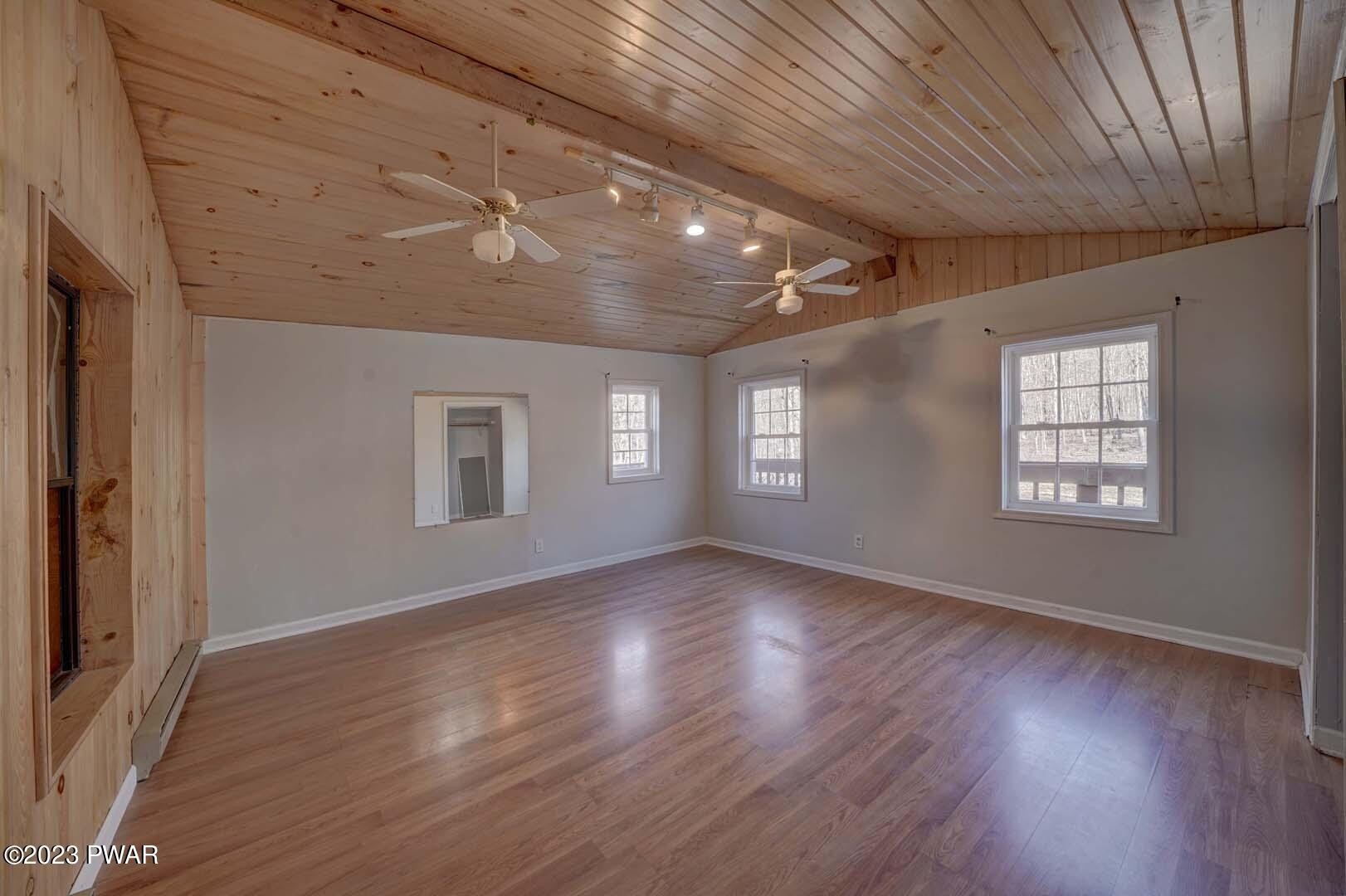 113 Lochinvar Road Greeley, PA 18425 - Photo 12 of 17 Bedroom 2