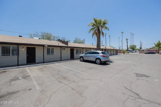 $1,095 | 1915 North 26th Place, Unit 5, Phoenix, AZ 85008