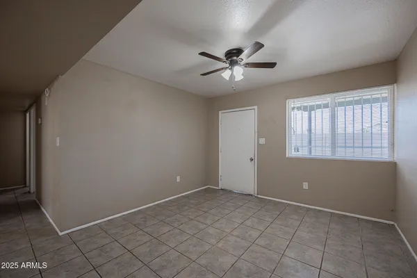 $1,200 | 1915 North 26th Place, Unit 5, Phoenix, AZ 85008