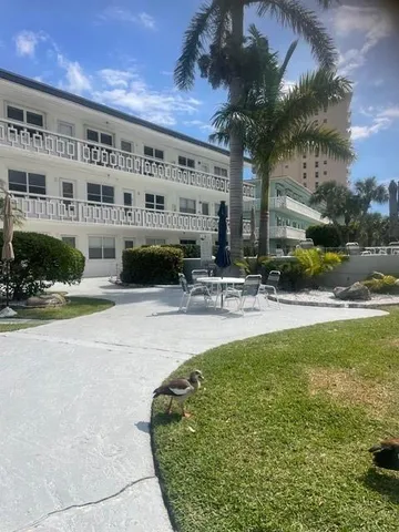 $1,700 | 467 Golden Isles Drive, Hallandale Beach, FL 33009