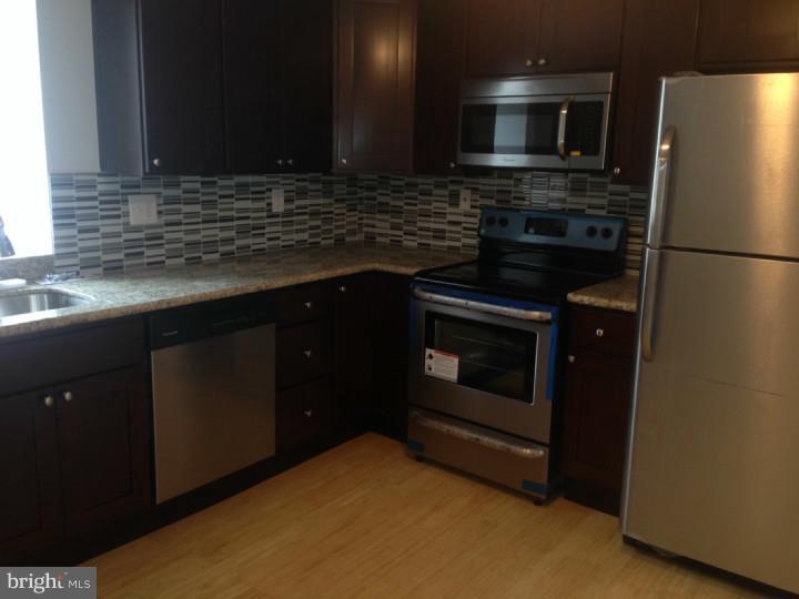 4203 Main Street Philadelphia, PA 19127 - Photo 3 of 10