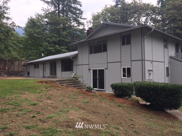 14508 Southeast May Valley Road Newcastle, WA 98059 - Photo 4 of 14 Gallery Image 4