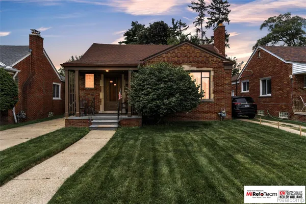 $160,000 | 17585 Whitcomb, Detroit, MI 48235