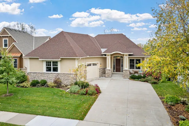 $700,000 | 11688 St Andrews Circle, Blaine, MN 55449