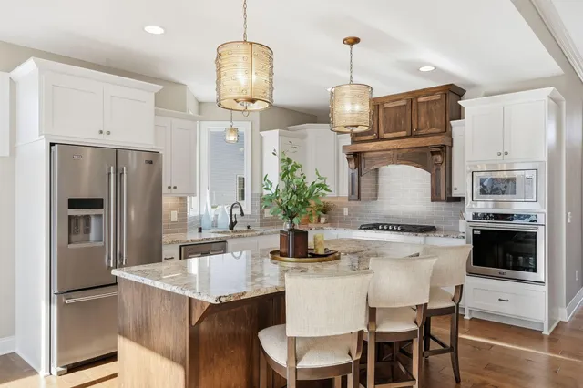 $700,000 | 11688 St Andrews Circle, Blaine, MN 55449