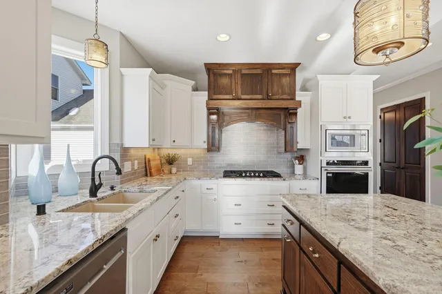 $700,000 | 11688 St Andrews Circle, Blaine, MN 55449