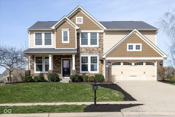 $535,000 | 2394 Woodcreek Crossing Boulevard, Avon, IN 46123