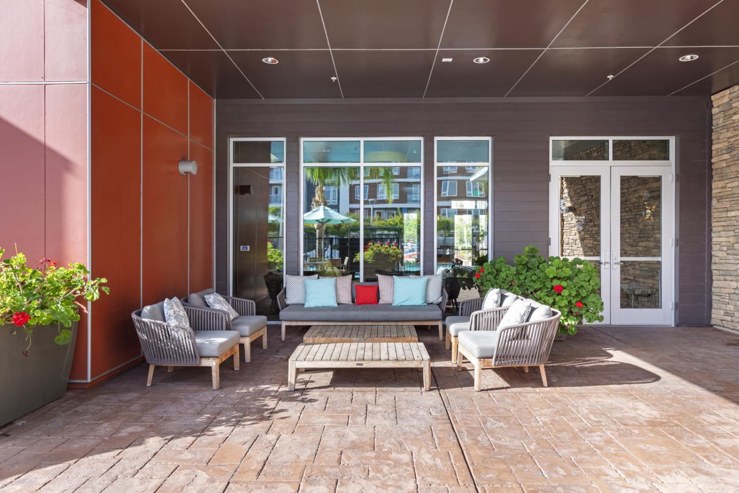 6063 Raleigh Road San Jose, CA 95123 - Photo 33 of 44 a living room with furniture and flower plants