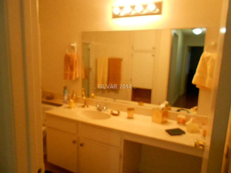 2200 South Fort Apache Road, Unit 1198 Las Vegas, NV 89117 - Photo 18 of 27 Bathroom. Second bath with extra counter space