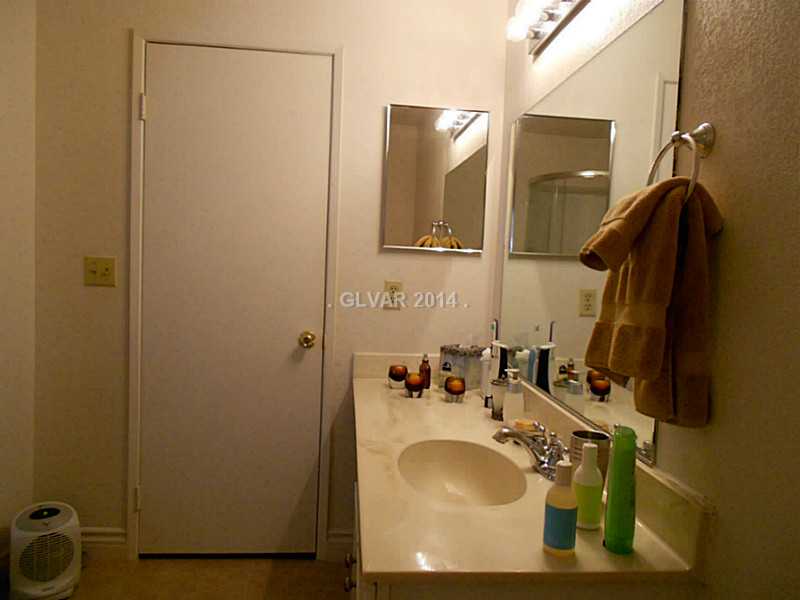 2200 South Fort Apache Road, Unit 1198 Las Vegas, NV 89117 - Photo 25 of 27 Master Bath/Spa. Master Bath