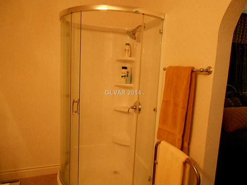 2200 South Fort Apache Road, Unit 1198 Las Vegas, NV 89117 - Photo 26 of 27 Master Bath/Spa. View of Shower