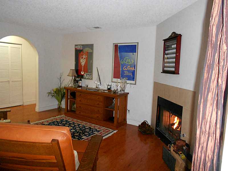 2200 South Fort Apache Road, Unit 1198 Las Vegas, NV 89117 - Photo 6 of 27 Living Room. view from dining room