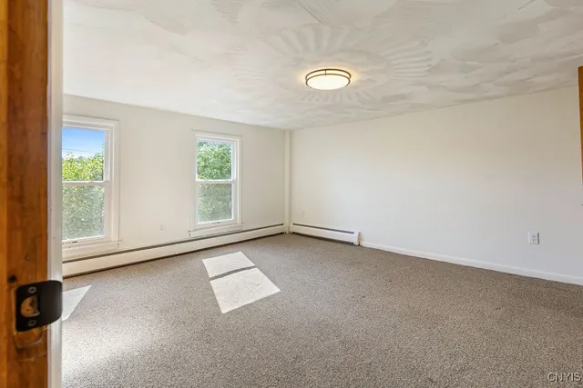 $2,100 | 3183 Mohawk Street, Paris, NY 13456