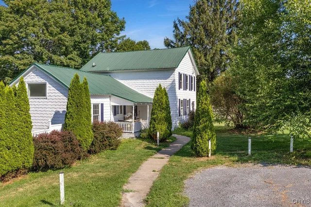 $2,100 | 3183 Mohawk Street, Paris, NY 13456