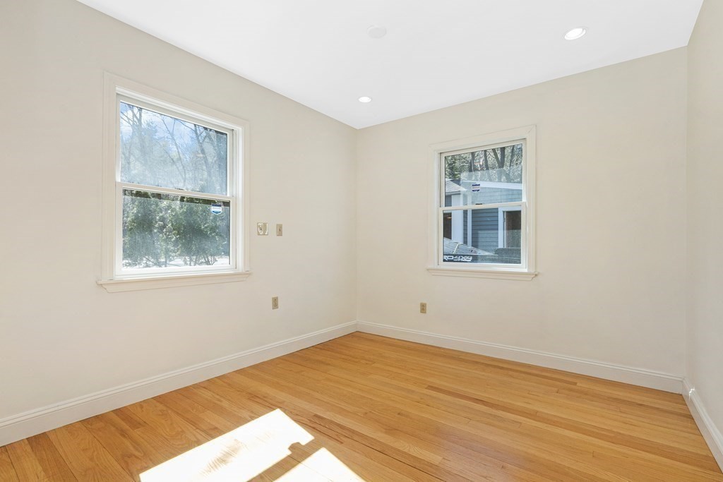32 River Road Weston, MA 02493 - Photo 15 of 36 Gallery Image 15
