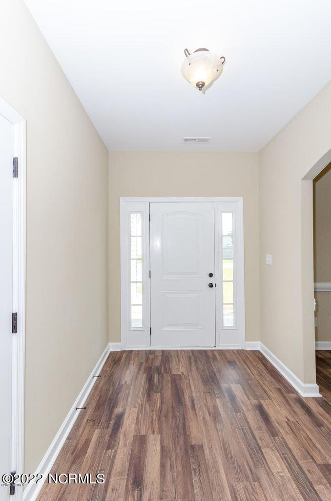 263 Haws Run Road Jacksonville, NC 28540 - Photo 4 of 31 20220412152933060327000000-o