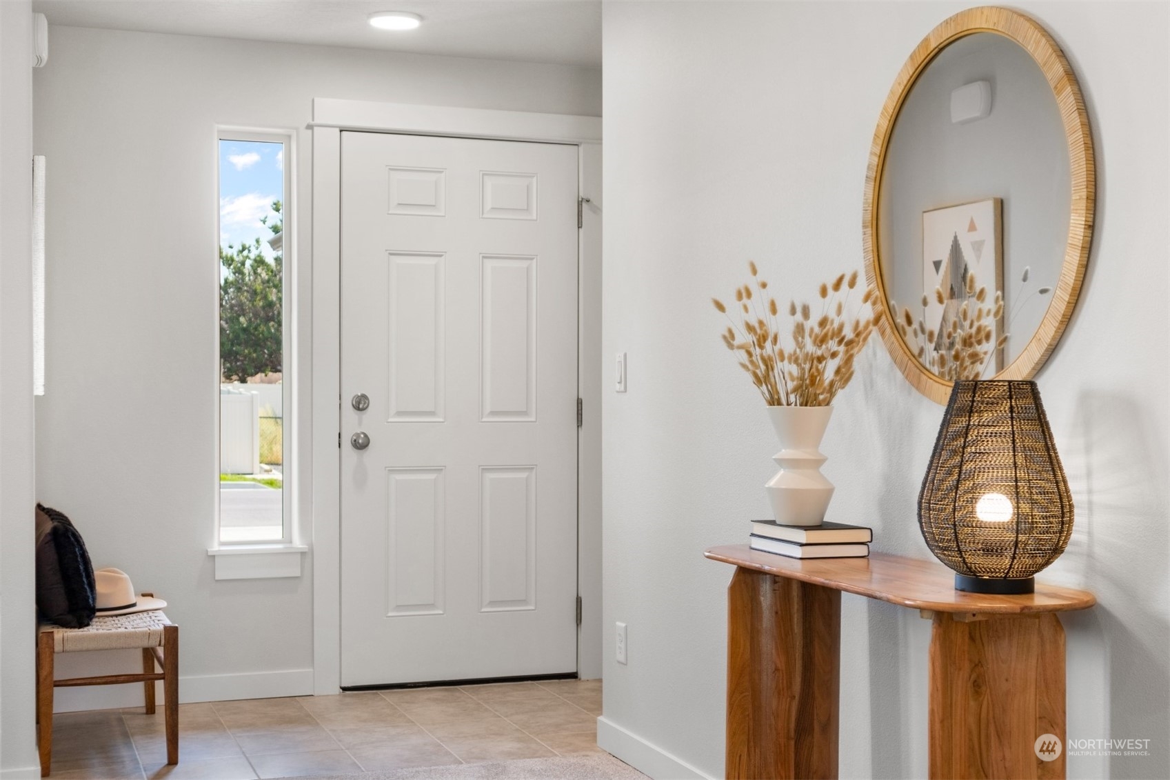 1904 Hickory Road Moses Lake, WA 98837 - Photo 2 of 12 Gallery Image 2