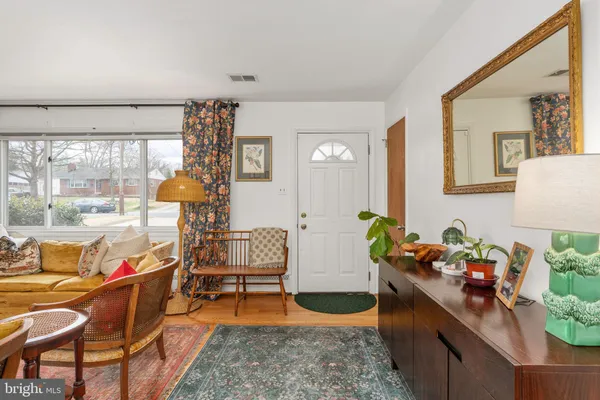 $699,900 | 6714 Ruskin Street, Springfield, VA 22150