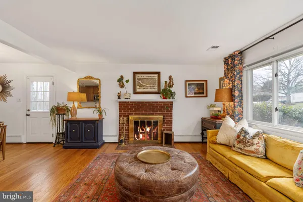 $699,900 | 6714 Ruskin Street, Springfield, VA 22150