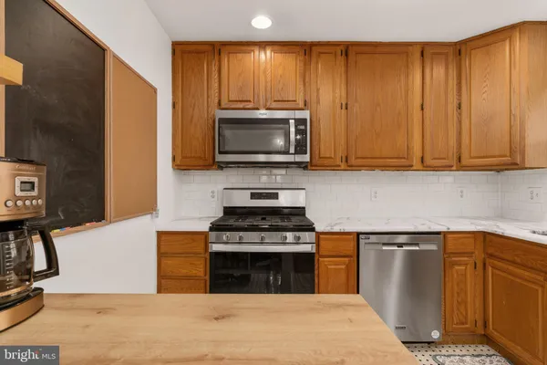 $699,900 | 6714 Ruskin Street, Springfield, VA 22150