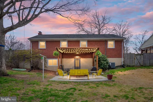 $699,900 | 6714 Ruskin Street, Springfield, VA 22150