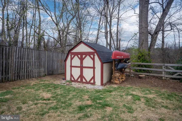 $699,900 | 6714 Ruskin Street, Springfield, VA 22150