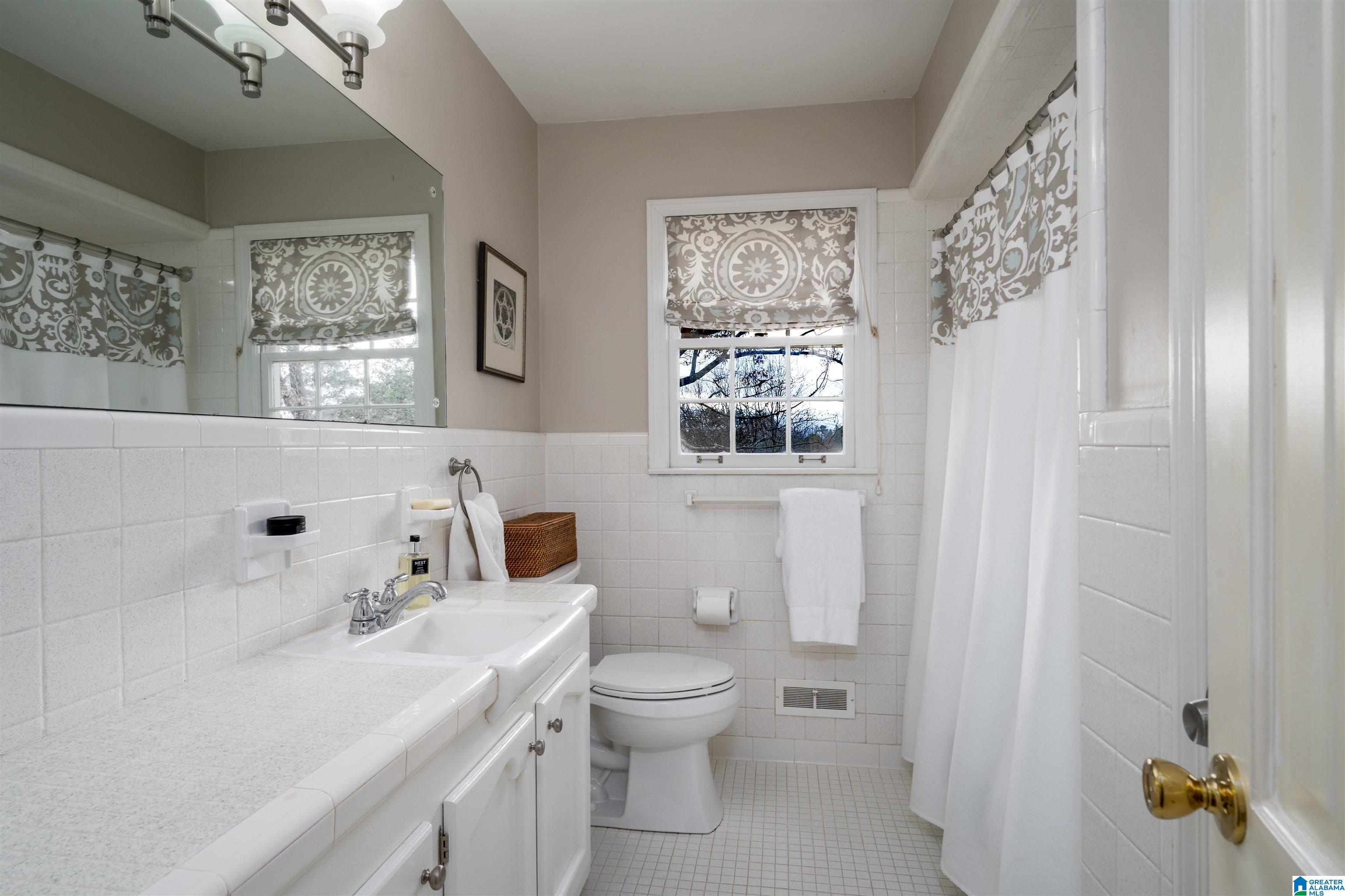 3657 Oakdale Road Birmingham, AL 35223 - Photo 28 of 49