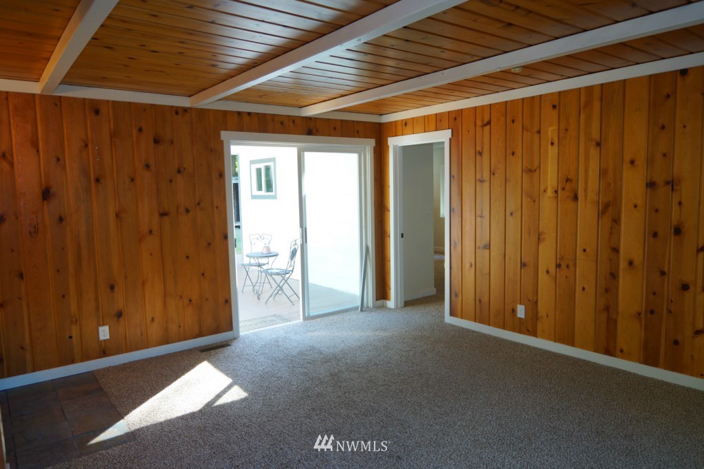 1810 Woods Road Southeast Port Orchard, WA 98366 - Photo 11 of 19 Gallery Image 11