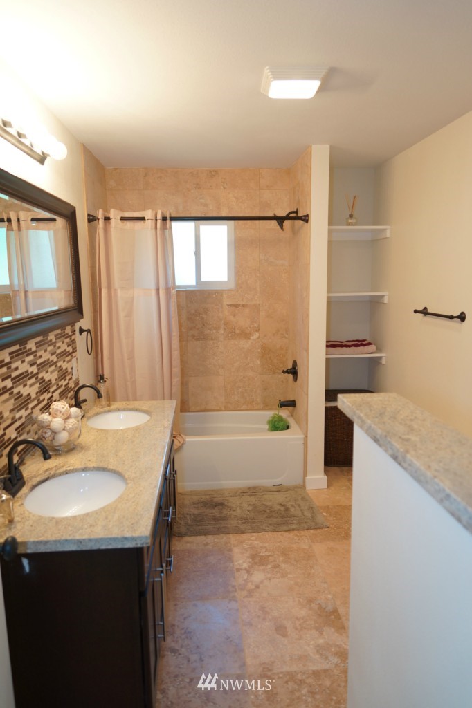 1810 Woods Road Southeast Port Orchard, WA 98366 - Photo 14 of 19 Gallery Image 14