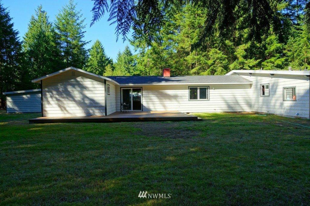 1810 Woods Road Southeast Port Orchard, WA 98366 - Photo 16 of 19 Gallery Image 16