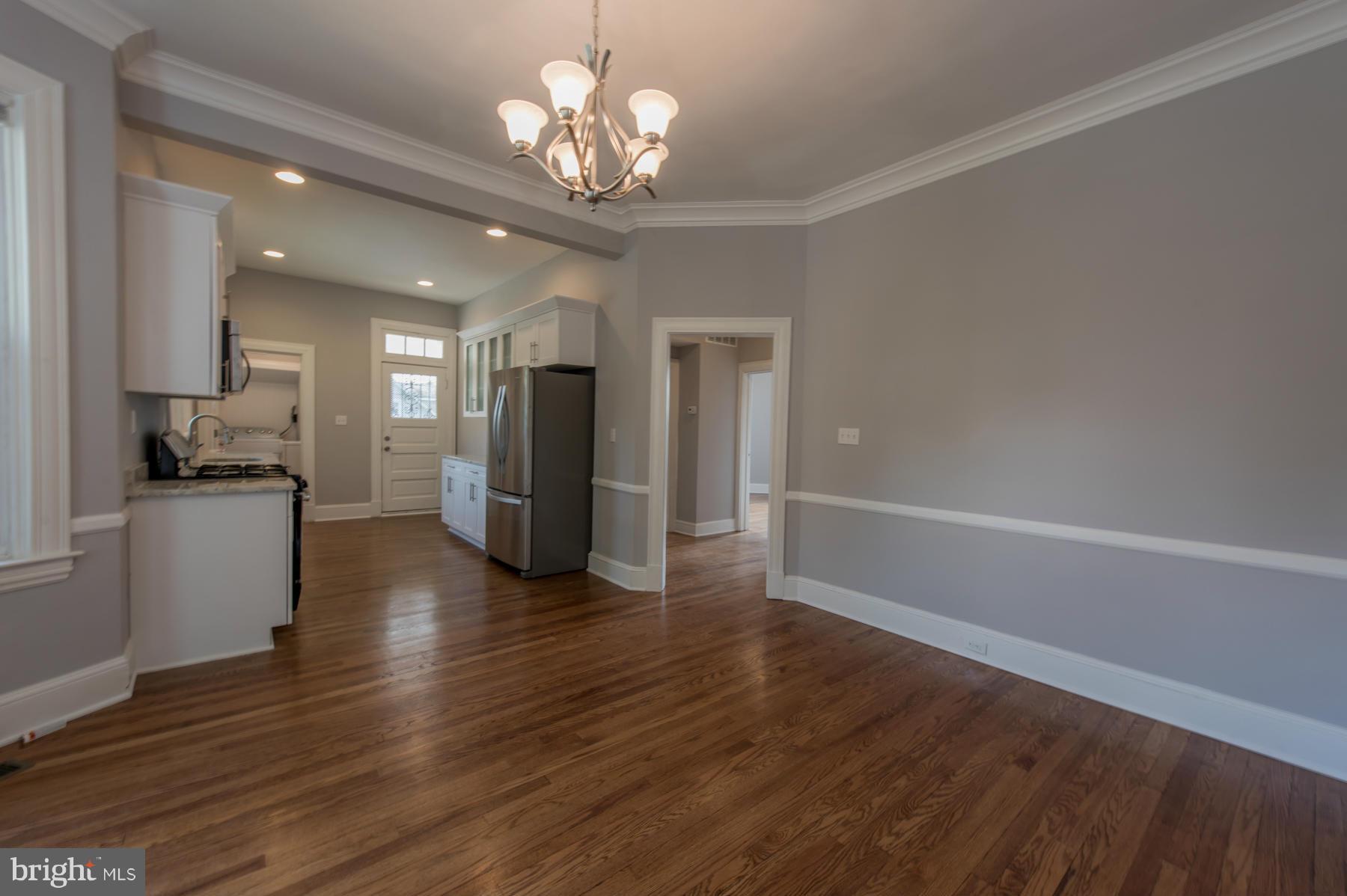4001 Chatham Road Baltimore, MD 21207 - Photo 9 of 24 Dining Room