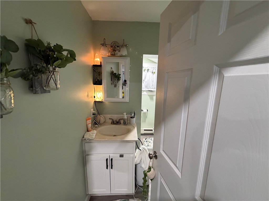 29 Pioneer Road Manchester, NY 14548 - Photo 13 of 23