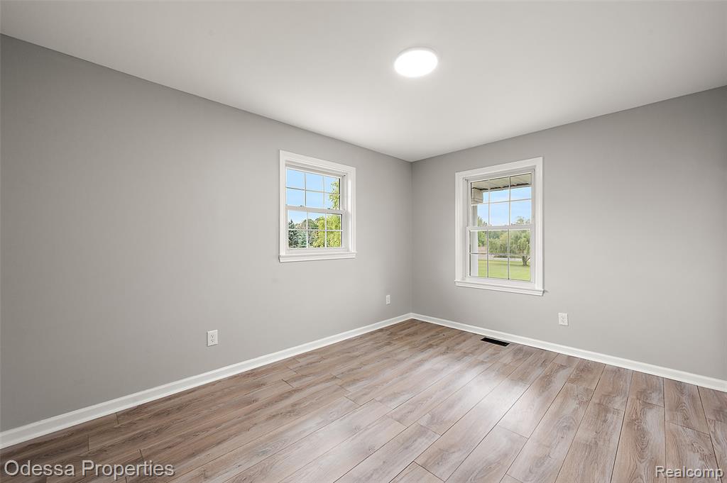 1442 Riley Center Road Memphis, MI 48041 - Photo 39 of 62