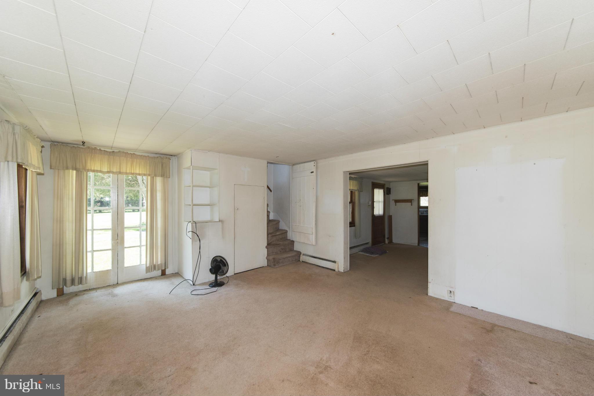 1608 Castleton Road Darlington, MD 21034 - Photo 4 of 30 Living Room