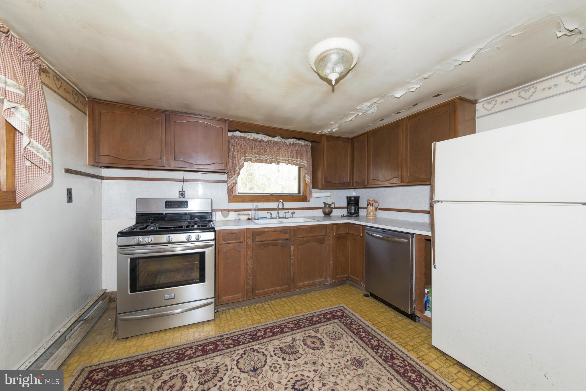 1608 Castleton Road Darlington, MD 21034 - Photo 7 of 30 Kitchen