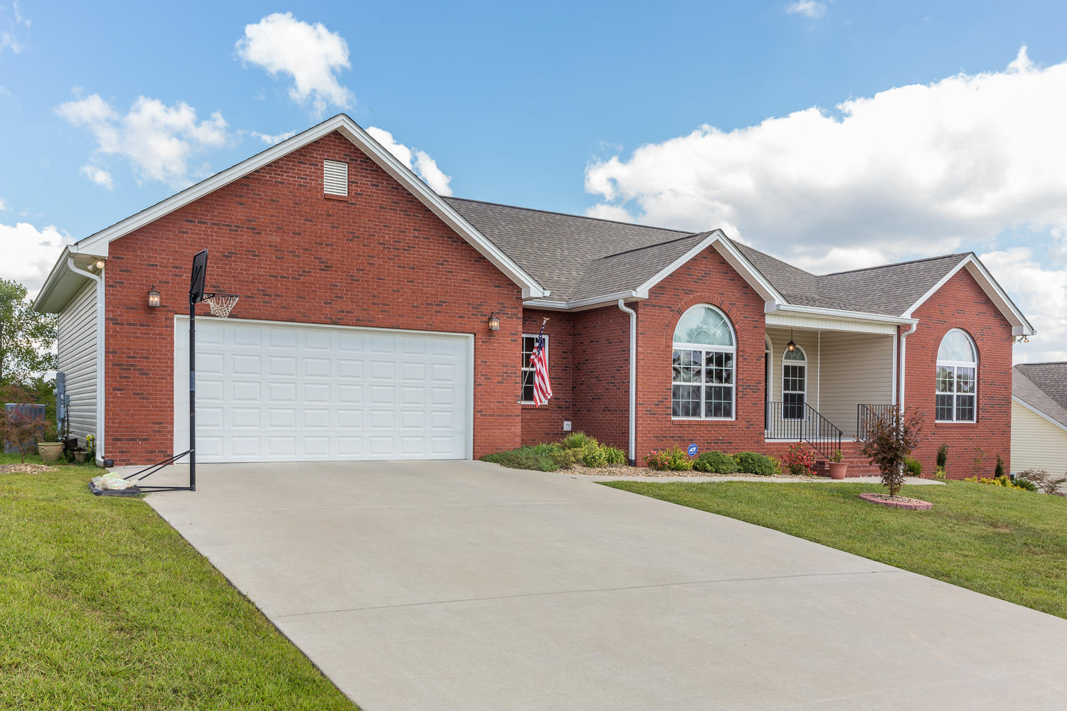 216 Talons Ridge Road Northwest Cleveland, TN 37312 - Photo 8 of 34 216_Talons_Ridge_Dr_04