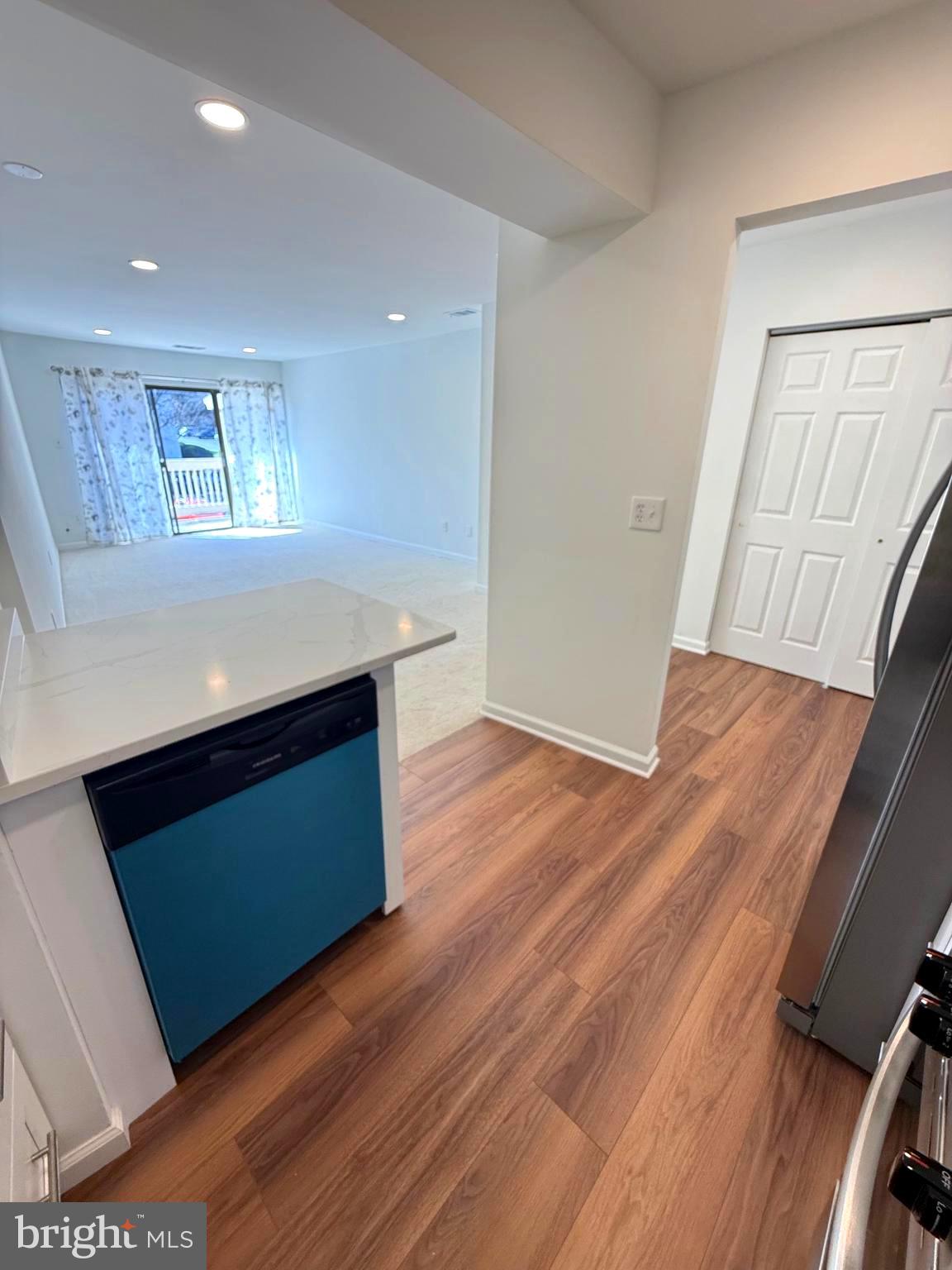5772 Rexford Court Springfield, VA 22152 - Photo 4 of 27