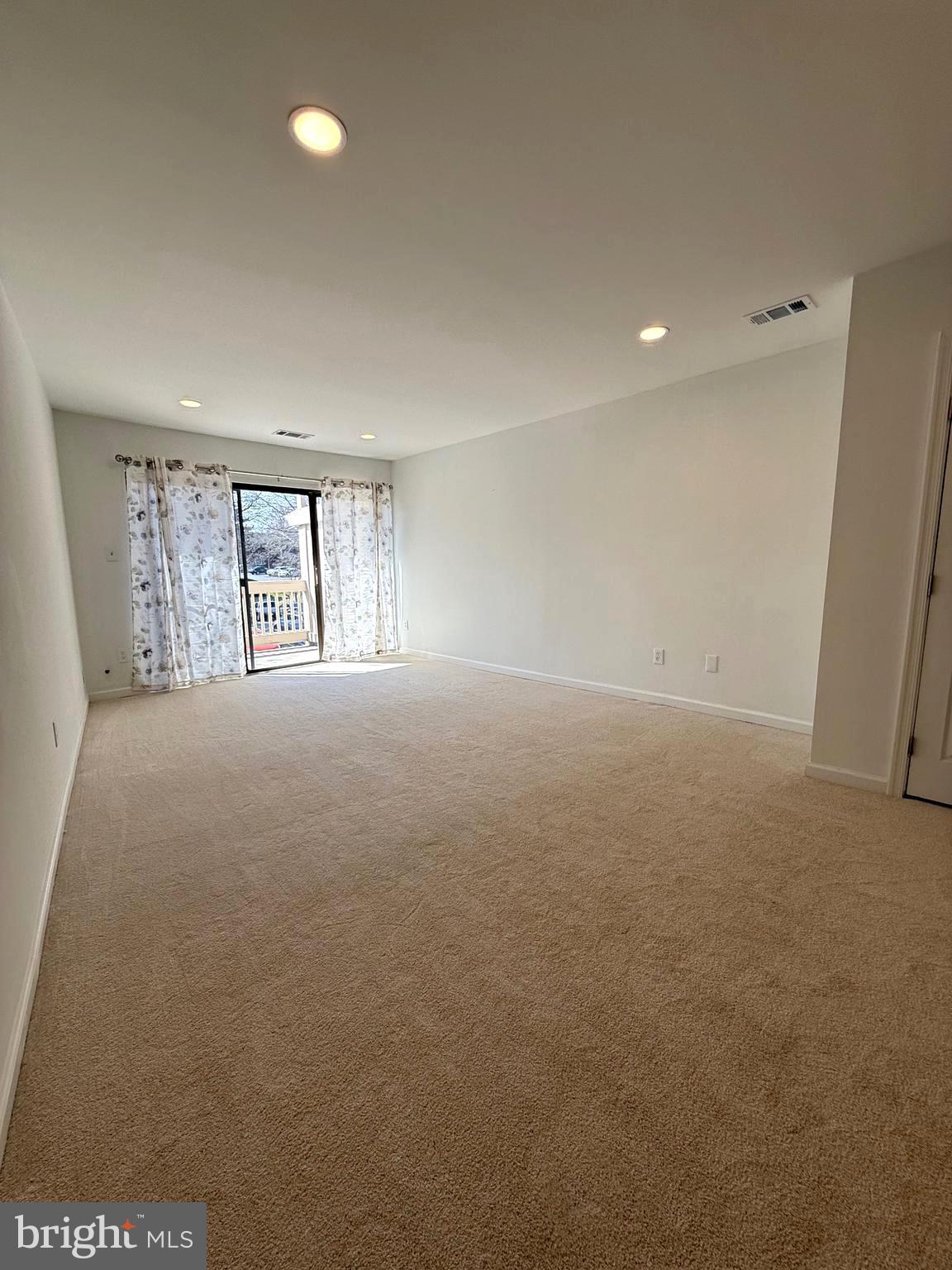 5772 Rexford Court Springfield, VA 22152 - Photo 9 of 27