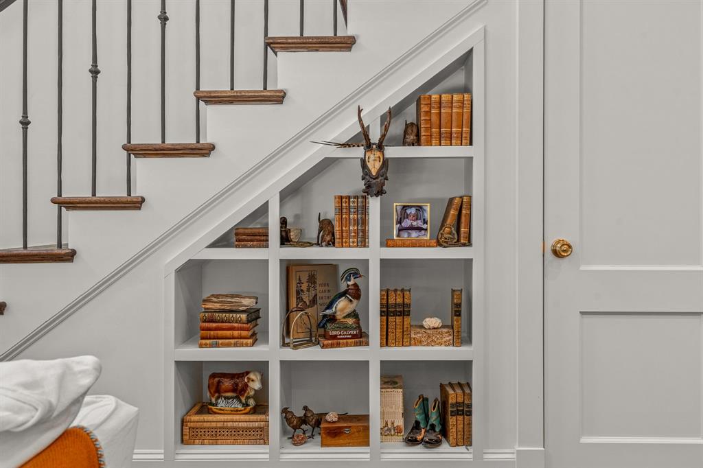 877 Private Road 7893 Mineola, TX 75773 - Photo 10 of 40 a view of front door of house