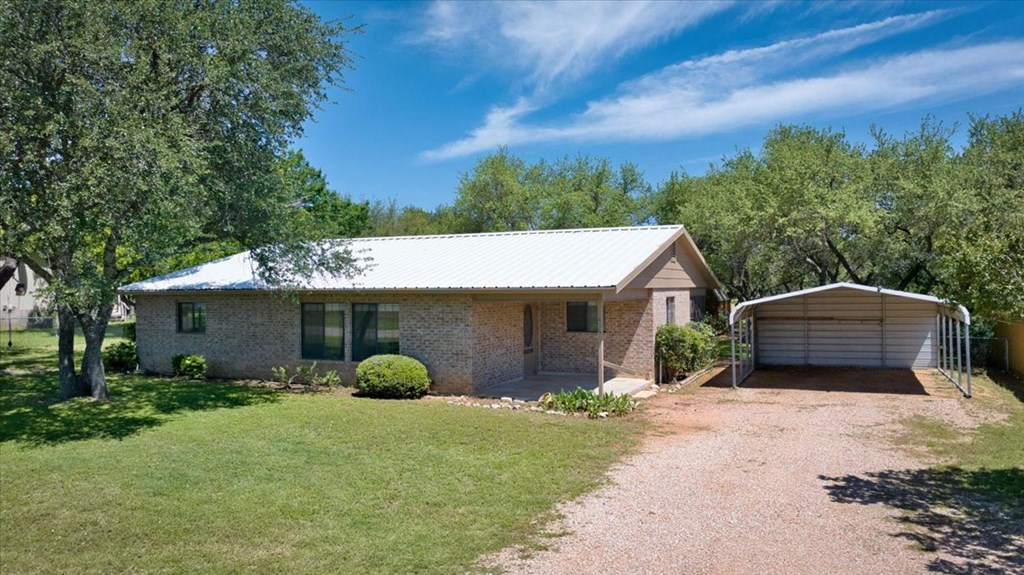 426 Fir Street Mason, TX 76856 - Photo 3 of 25